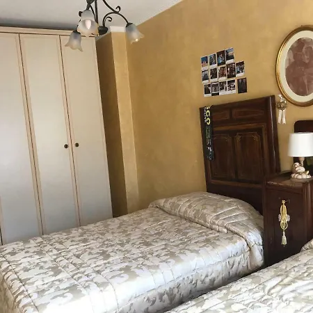 Casa Vacanze Dalos Tatil Evi *